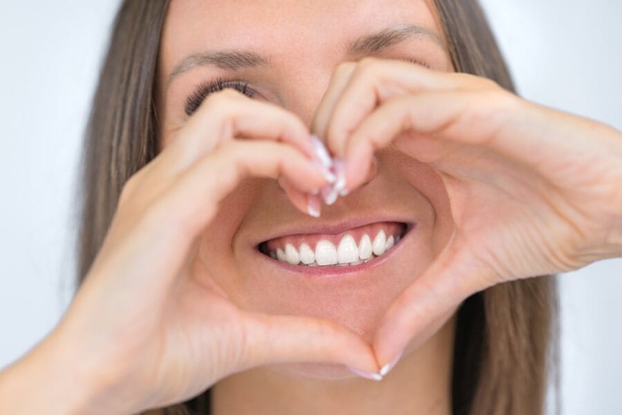 What is Cosmetic Dentistry? 5 Popular Dental Procedures